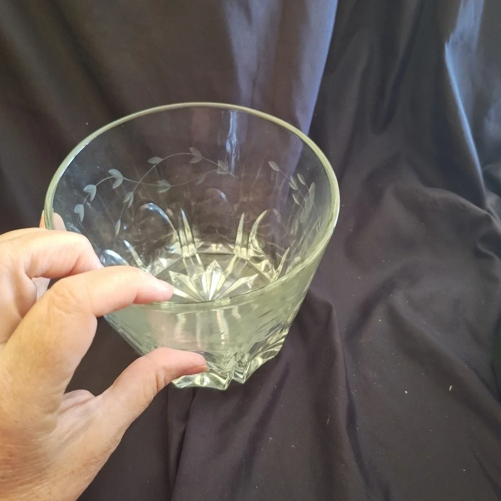 Elegant Etched Ice Bucket